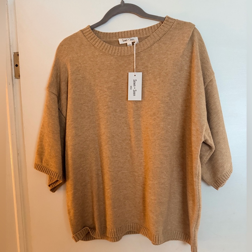 Sewn + Seen Knit Top 🤎